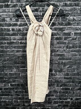 Alexia Admor Cream Textured Midi Dress with Rosette Neckline